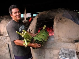 Ancient culinary tradition of the zacahuíl