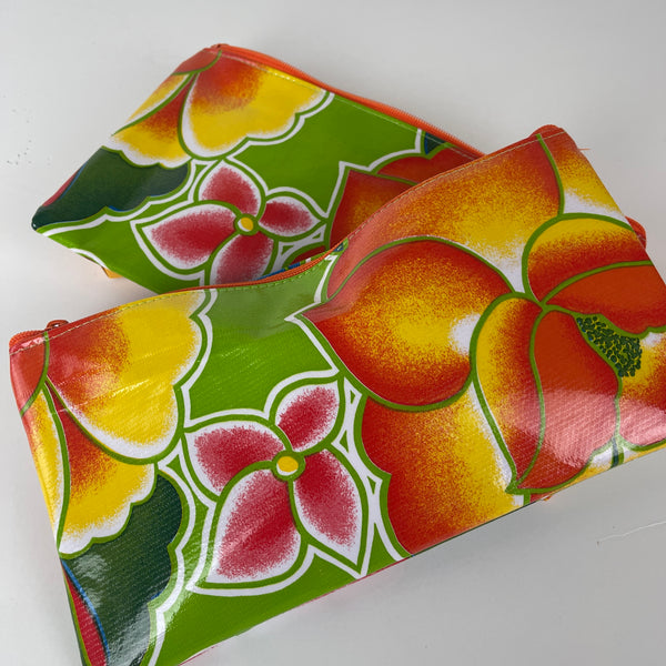 Oilcloth Zipper Bag - Frida Lime