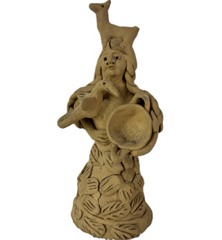 Figurine - Muneca Doll