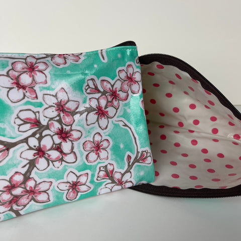 Oilcloth Zipper Bags