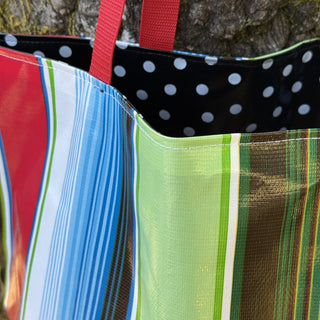 TOTE Reversible Oilcloth Market Bag - Serape/Black Polka Dots