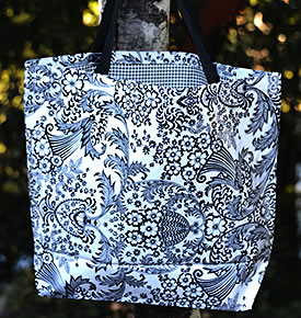 Mexican Oilcloth Market Bag – Paradise on Black & White