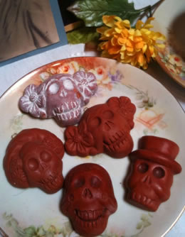 Frida Chocolate Skull Mold - Dozen