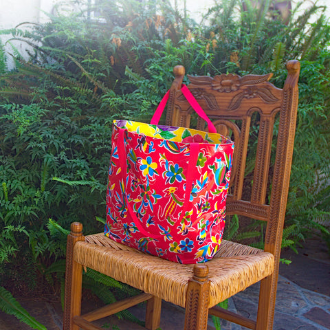 TOTE Reversible Oilcloth Market Bag - Animales Red/Poppy Yellow - 0